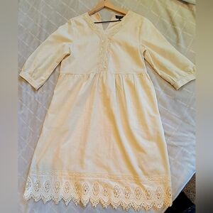 ROOLEE DRESS SIZE LARGE OFF WHITE VARIGATED LINEN WITH LACE